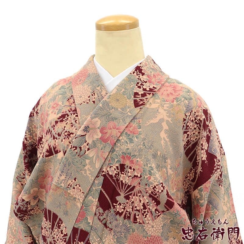 小紋 縮緬 裂取り調柄 花 扇子 七宝 鱗模様 赤地×多色 袷 広衿 正絹 しつけ糸付き 仕立て上がり着物 ちりめん カジュアル 身丈165cm 【キモノオフ野々市若松店】 小紋 袷 レディース 正絹 臙脂 縮緬 扇 花 鳥 身丈165cm 裄丈63cm