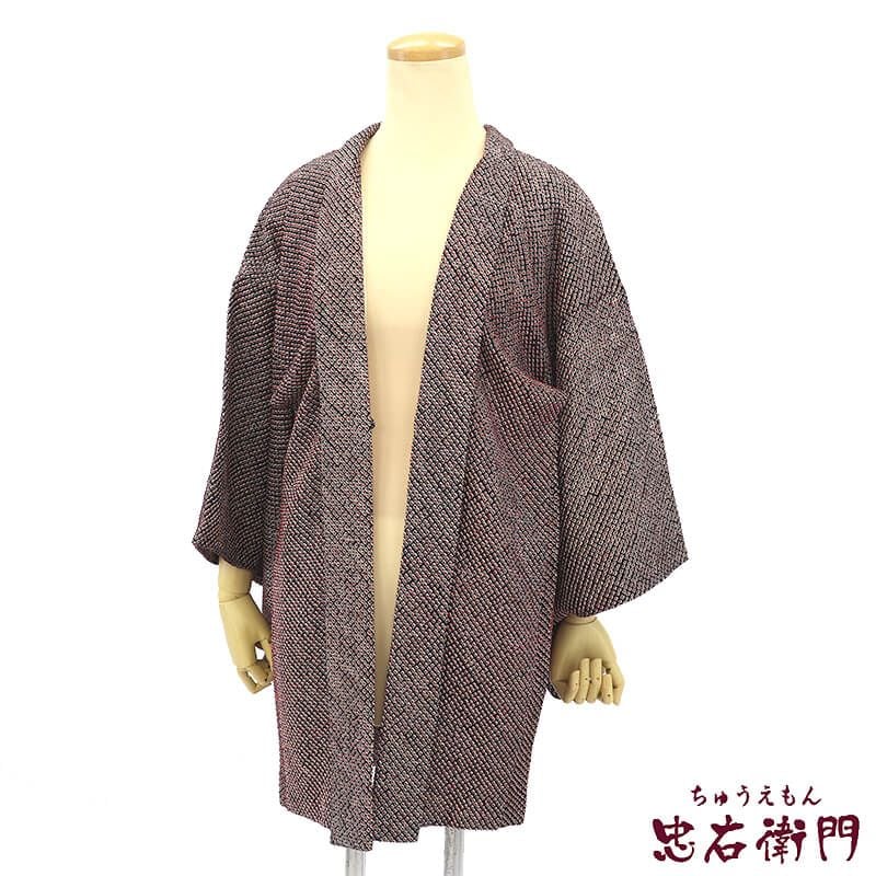 【中古】 絞り羽織 羽織り はおり レディース 正絹 黒 赤 絞り 身丈79cm 裄丈63cm カジュアル 和洋折衷 Sサイズ相当 リサイクル着物 リユース着物 中古着物 即日発送