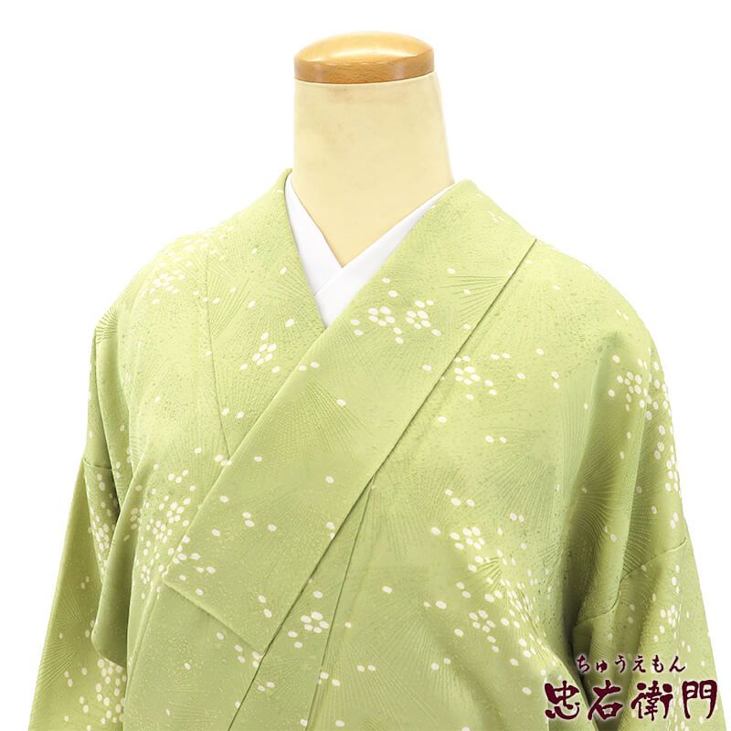 【中古】 小紋 袷 レディース 正絹 黄緑 松 ドット 身丈156cm 裄丈64cm カジュアル S~Mサイズ相当 リサイクル着物 リユース着物 中古着物 即日発送