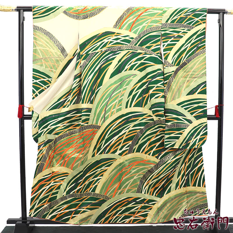 中古】 振袖 正絹 成人式 購入 振袖単品 緑 竹 レトロ柄 身丈162cm 裄