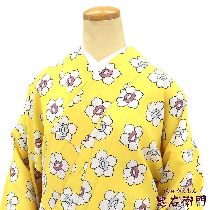 【中古】 小紋 袷 レディース 化繊 黄色 花柄 コミカル 身丈165cm 裄丈66cm カジュアル M〜Lサイズ相当 リサイクル着物 リユース着物 中古着物 即日発送