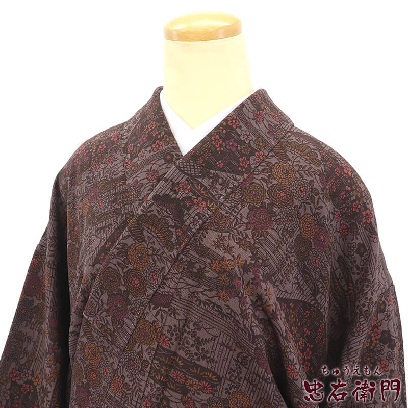 【中古】 小紋 袷 レディース 正絹 灰紫 型染 菊 松 流水 竹 縮緬 身丈159cm 裄丈64cm カジュアル Mサイズ相当 リサイクル着物 リユース着物 中古着物 即日発送