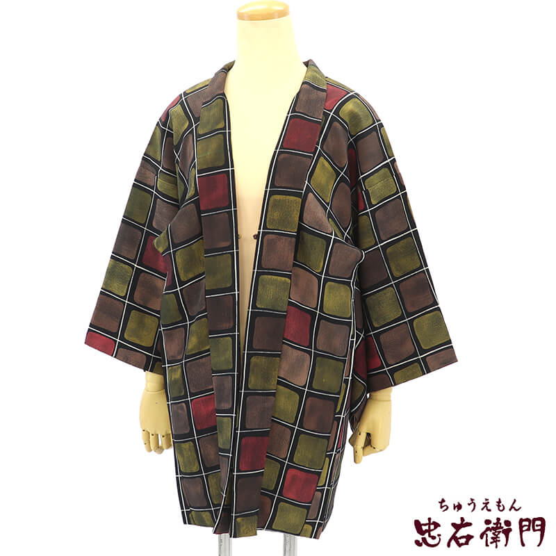 【中古】 羽織 レディース 正絹 黒 金茶 格子 チェック 身丈79cm 裄丈64cm カジュアル 小さいサイズ 羽織もの カーディガン感覚 衣装 リサイクル羽織 即日発送