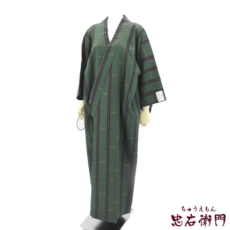 【中古】 長コート 着物コート コート 道中着仕立て レディース 正絹 深緑 縞 身丈135cm 裄丈66.5cm 防寒 塵除け Mサイズ相当 リサイクル着物 リユース着物 中古着物 即日発送