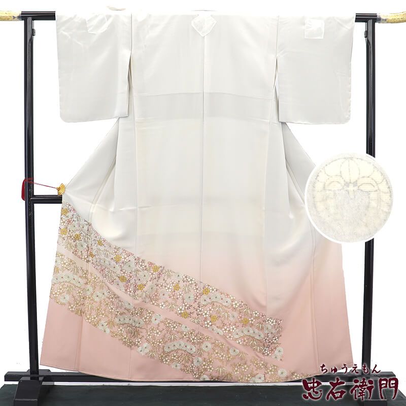 【中古】 色留袖 留袖 訪問着仕立て 袷 レディース 正絹 灰白 刺繍 松竹梅 豪華 身丈162.5cm 裄丈63.5cm 結婚式 式典 Sサイズ相当 リサイクル着物 リユース着物 中古着物 送料無料 即日発送