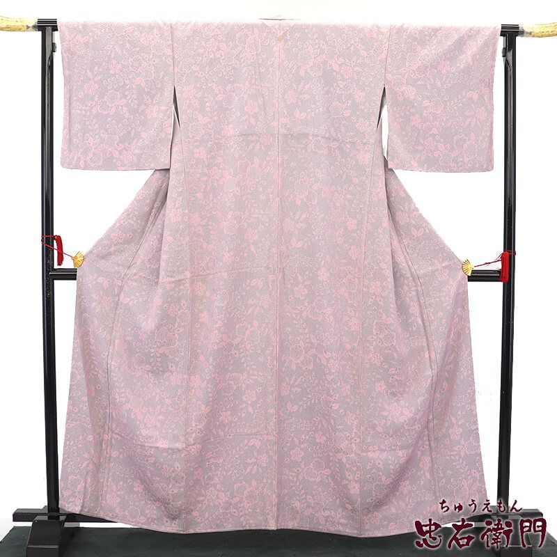 【中古】 小紋 小紋着物 袷 レディース 正絹 グレー ピンク 辻が花 地模様 一つ紋 蔦 身丈165.5cm 裄丈69cm カジュアル 街歩き お稽古 Lサイズ相当 ゆったりサイズ リサイクル着物 リユース着物 中古着物 送料無料 即日発送
