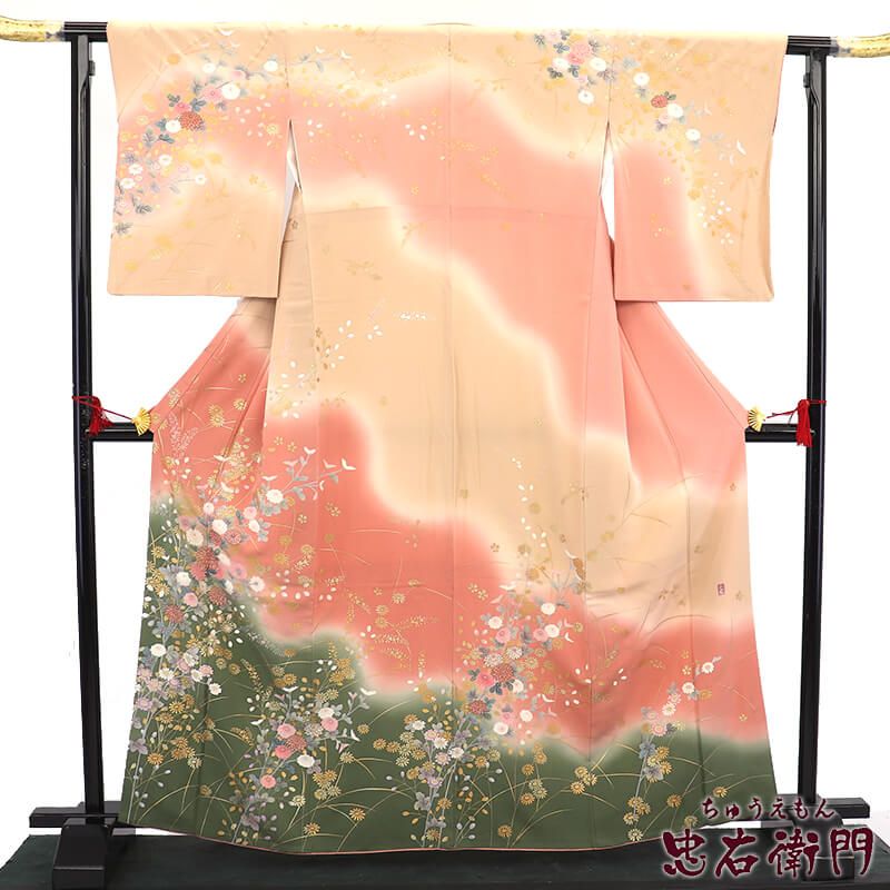 【中古】 訪問着 フォーマル 袷 レディース 正絹 ピンク ベージュ 深緑 落款 菊 萩 秋草文 身丈166cm 裄丈66cm 入学式 卒業式 結婚式 七五三 M〜Lサイズ相当 リサイクル着物 リユース着物 中古着物 送料無料 即日発送