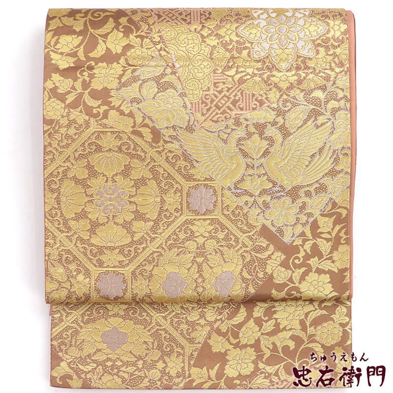 袋帯 正絹 ゴールド系 金色x多色 カラフル 唐草花に蝶々文様 六通柄 フォーマル 仕立て上がり 着物帯 長さ424cm【中古】 袋帯 正絹 六通柄 未使用 仕立て付き フォーマル 六通 西陣織 ゴールド