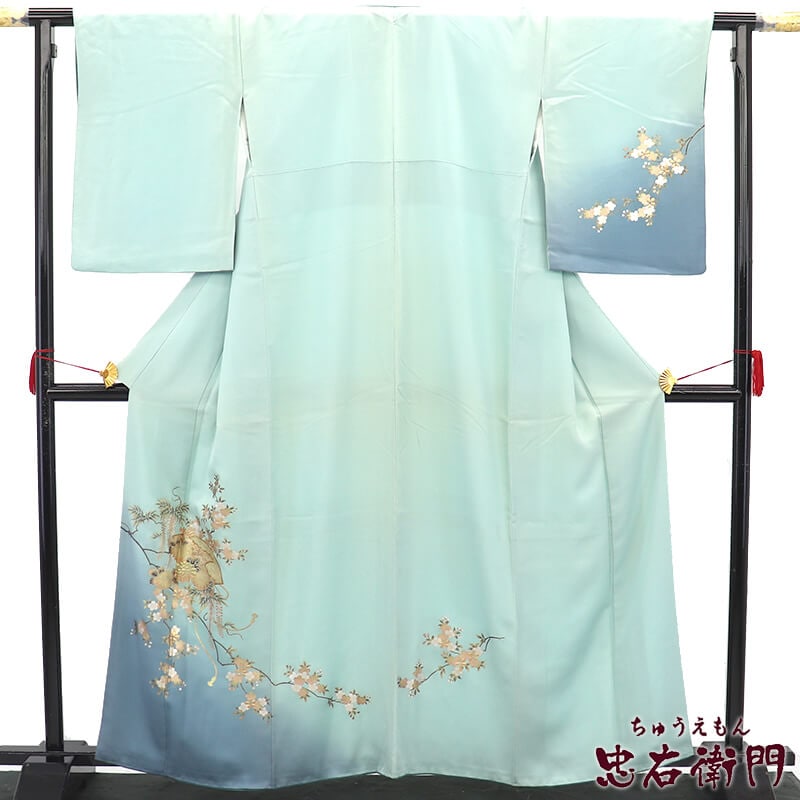中古】 付下げ 袷 レディース 正絹 水色 桜 金彩 身丈164.5cm 裄丈66cm