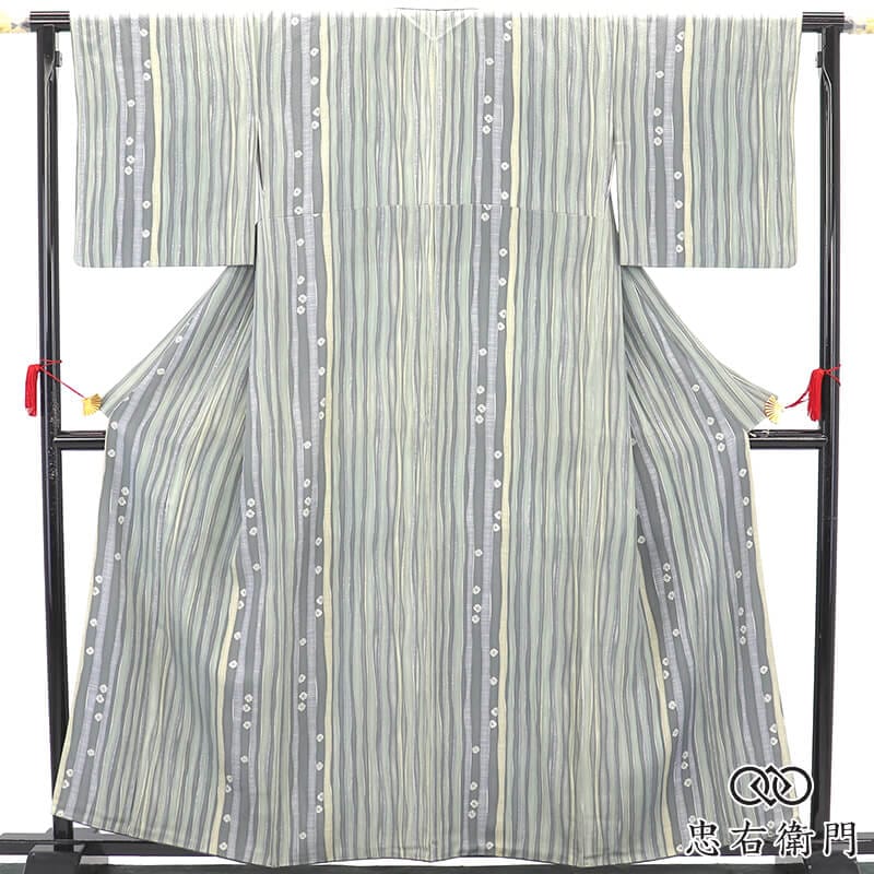 小紋 小紋着物 柄八掛 袷 レディース 正絹 灰緑 縞 絞り柄 よろけ縞 上品 身丈163cm 裄丈67.5cm 街歩き ランチ 普段着 お稽古 ゆったりサイズリサイクル着物 リユース着物 中古着物 送料無料 即日発送 【中古】