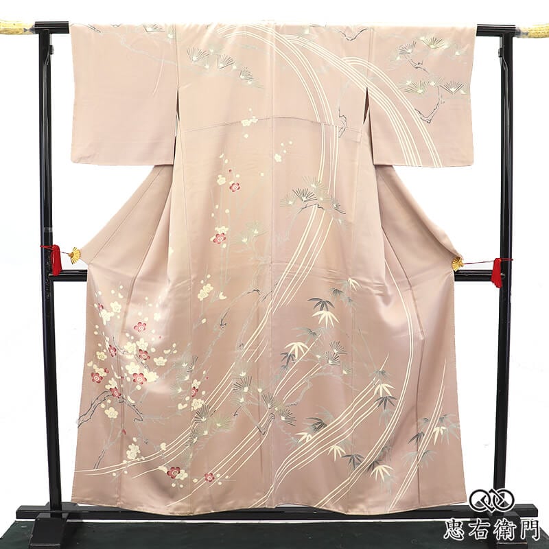 訪問着 フォーマル レディース 袷 正絹 灰桃色 松竹梅 吉祥文様 身丈160cm 裄丈64.5cm お茶会 式典 パーティ 結婚式Mサイズ相当 リサイクル着物 リユース着物 中古着物 送料無料 即日発送 【中古】