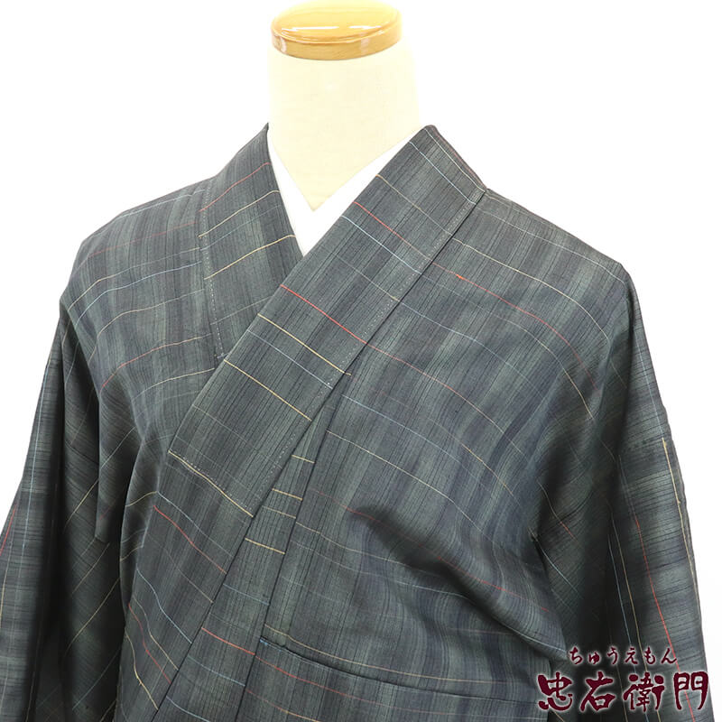 紬 つむぎ 紬着物 レディース 正絹 灰 縞 Mサイズ 身丈158cm 裄丈64.5cm 仕立て上がり着物 カジュアル リユース着物 リサイクル着物 即日発送 【中古】