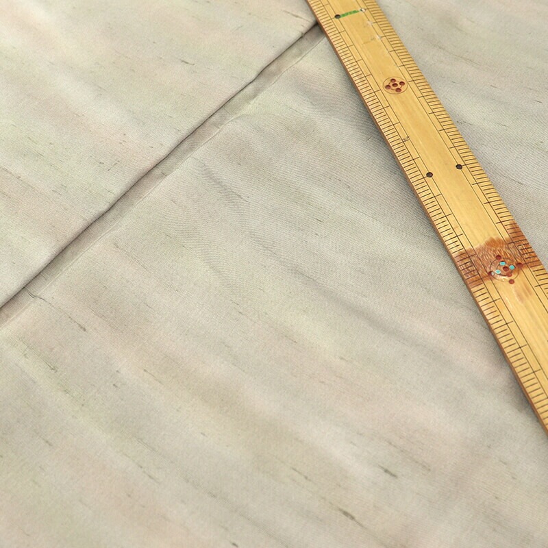 美品 牛首紬 柳色 ぼかし 身丈161.5cm 裄丈67cm 縫いの一つ紋 正絹 美