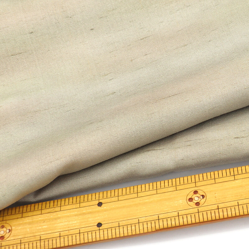 牛首紬 臈纈染 手描き 訪問着 紋なし 角印 牛首紬 臈纈染 手描き 訪問着 紋なし 角印