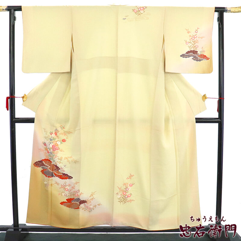 【中古】 付下げ 付け下げ レディース 正絹 クリーム 身丈160cm 裄丈66.5cm 仕立て上がり着物 リユース着物 リサイクル着物 送料無料 10時までのご注文で即日発送