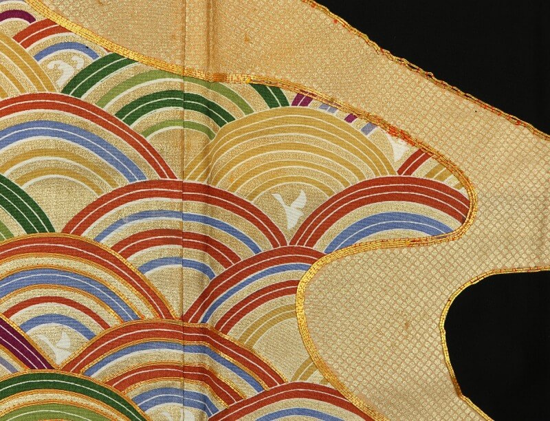 【20倍ポイント|歳末大還元祭】【中古】 黒留袖 化繊 リサイクル レディース リメイク素材用 手芸向き ブラック 裄丈64.5cm 仕立上がり着物 即日発送