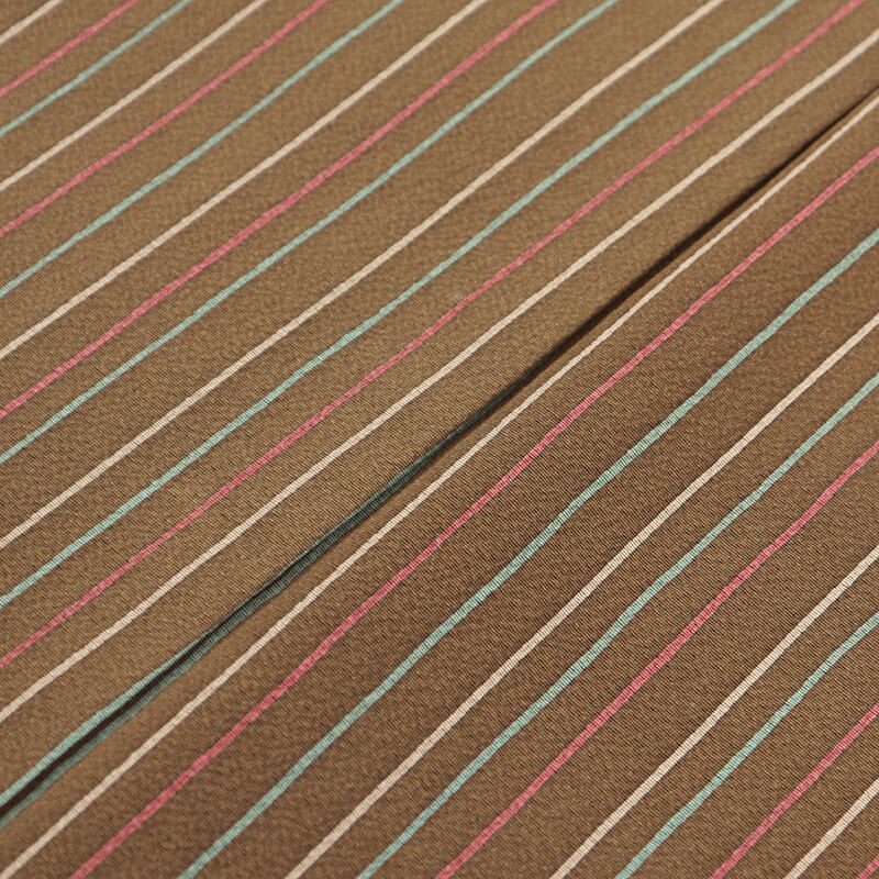 【中古】 小紋 小紋着物 中古着物 レディース 正絹 茶色 縞 身丈159cm 裄丈66cm 仕立て上がり着物 リユース着物 リサイクル着物 10時までのご注文で即日発送