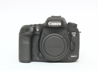 EOS 7D Mark II ボディ