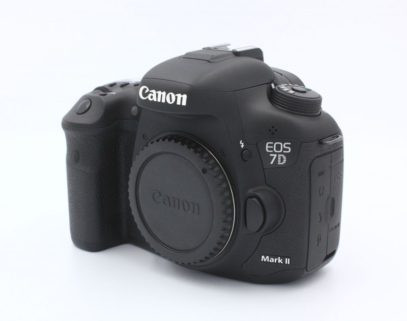 EOS 7D MarkII ボディ