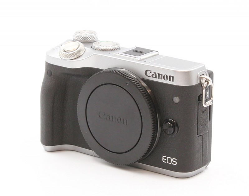 EOS M6 ボディ