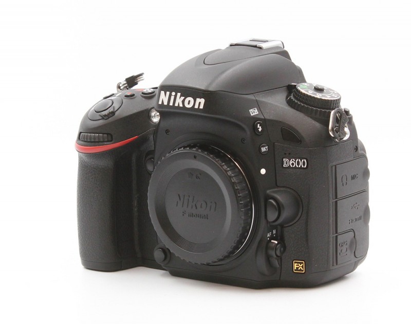 D600 ボディ
