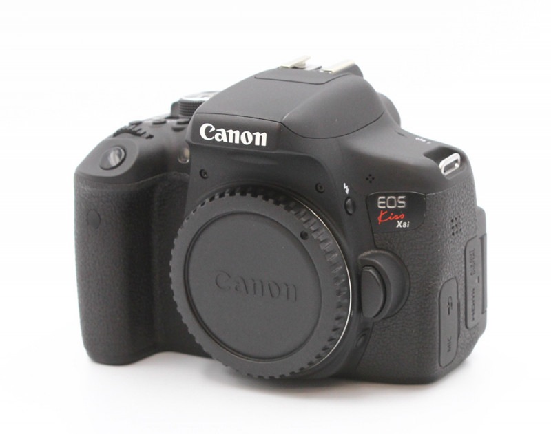 EOS Kiss X8i ボディ