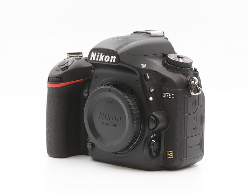 D750 ボディ