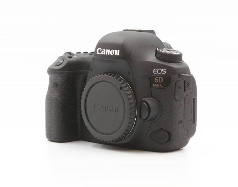 EOS 6D Mark II ボディ