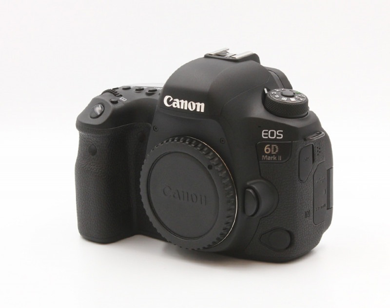 EOS 6D Mark II ボディ