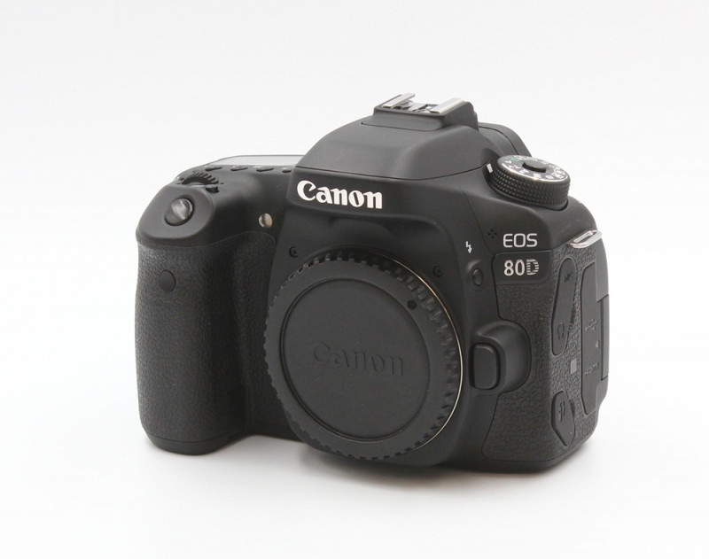 EOS 80D ボディ