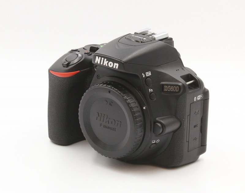 D5600 ボディ