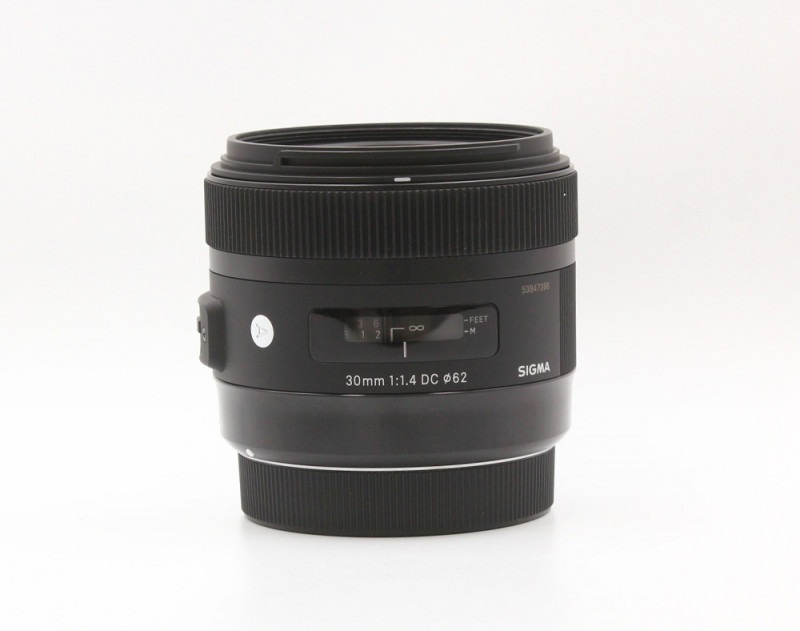 Art 30/1.4 DC HSM キヤノンEF-Sマウント
