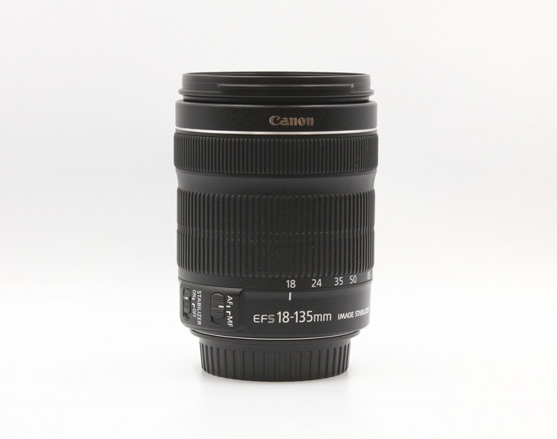 EF-S 18-135/3.5-5.6 IS STM