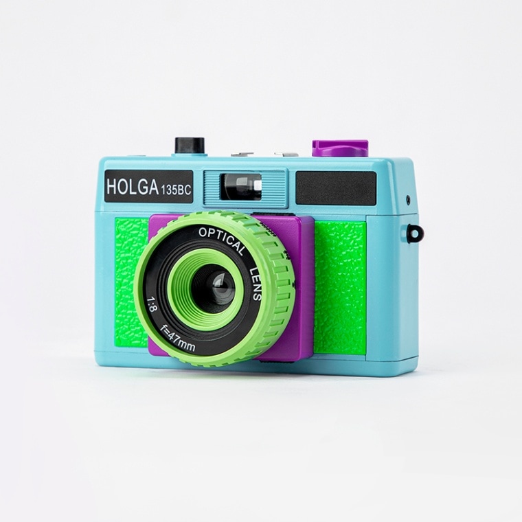 ホルガ【HOLGA】フィルムカメラ H-135 BC ビビットカラー [トイカメラ