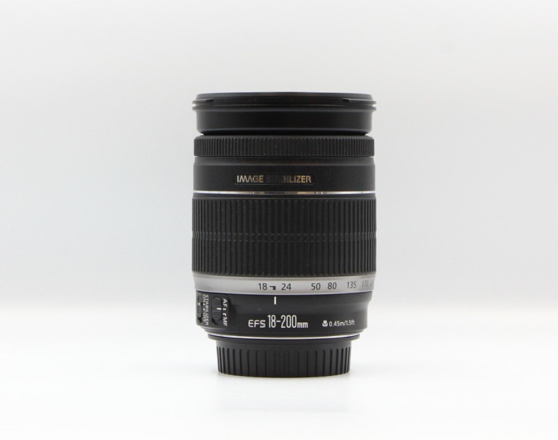 EF-S 18-200/3.5-5.6 IS