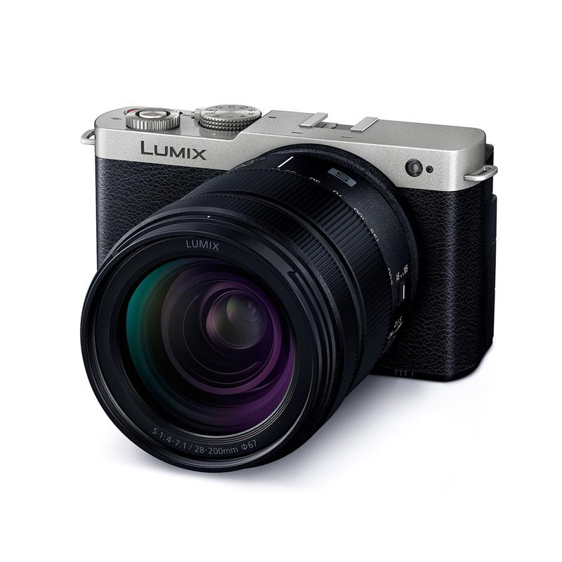 パナソニック ミラーレス一眼カメラ LUMIX S9 高倍率ズームレンズキット シルバー　DC-S9H-S