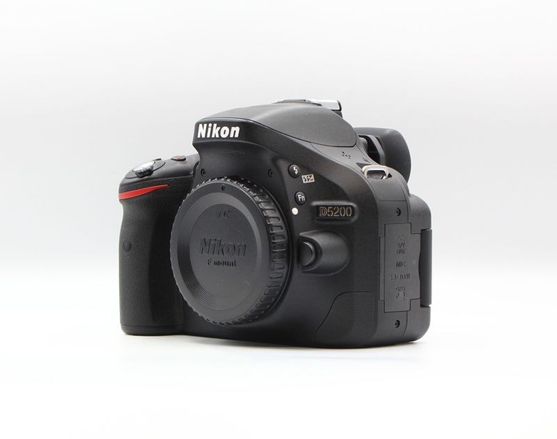 Nikon | Saeda Direct Shop