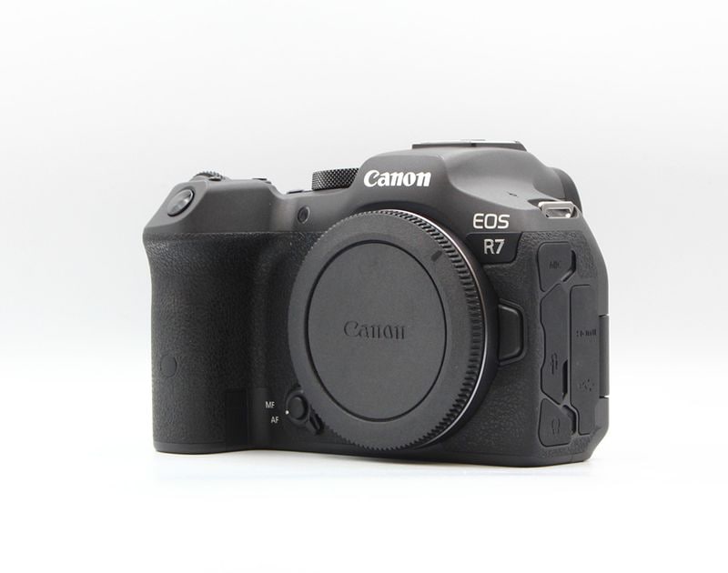 EOS R7 ボディ