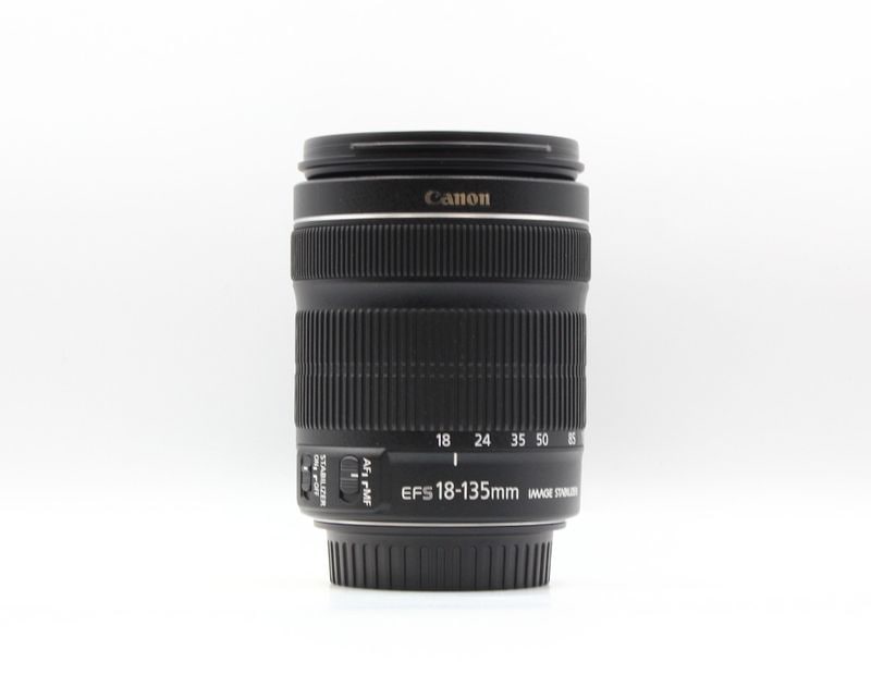EF-S 18-135/3.5-5.6 IS STM