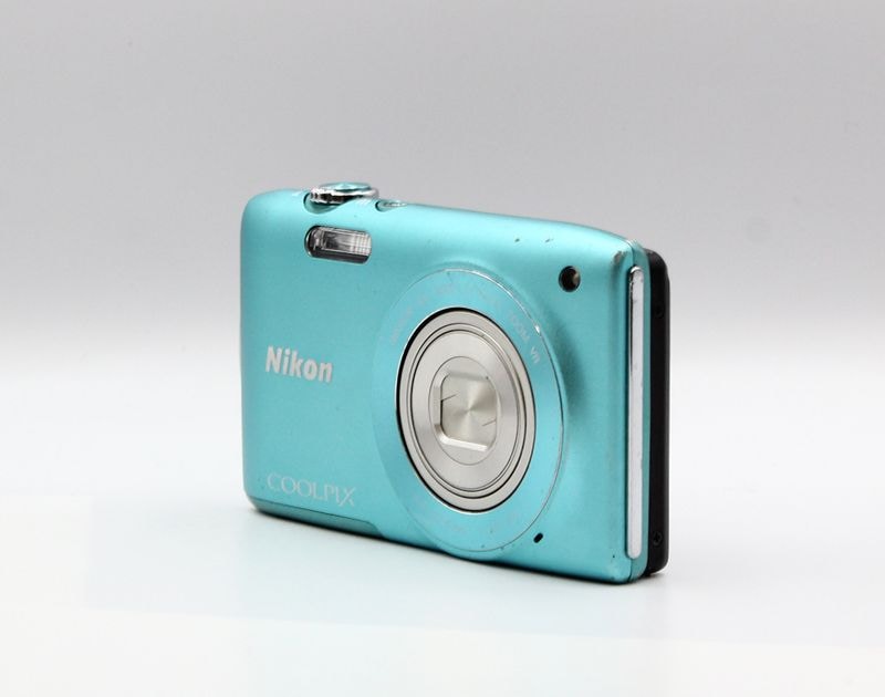 COOLPIX S3300