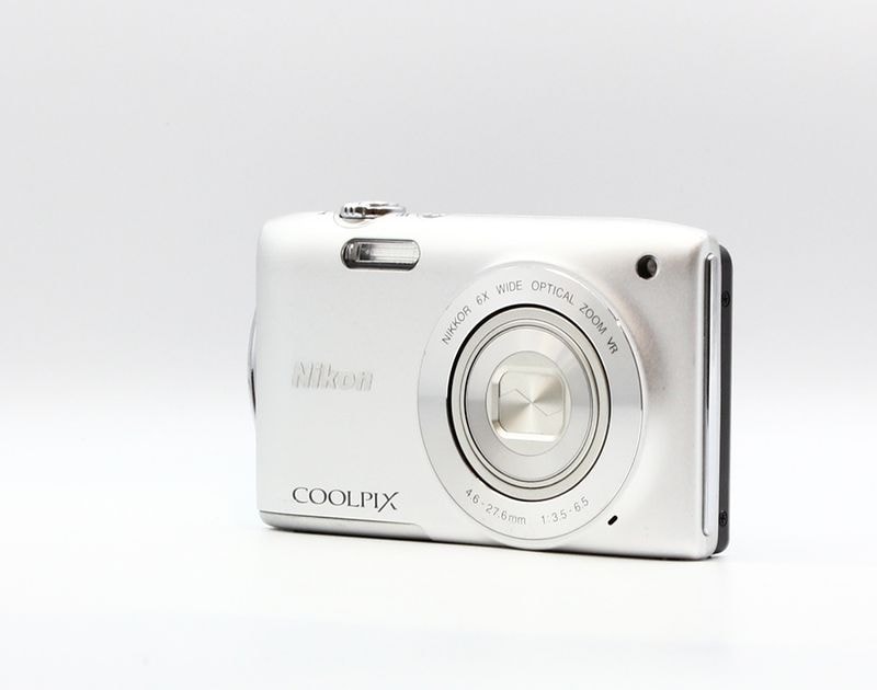 COOLPIX S3300