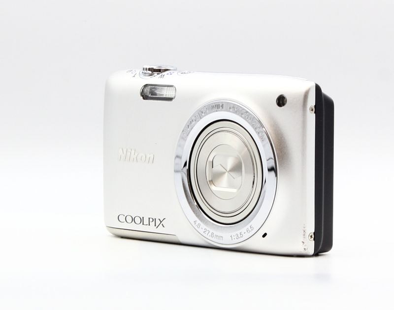 COOLPIX S2700