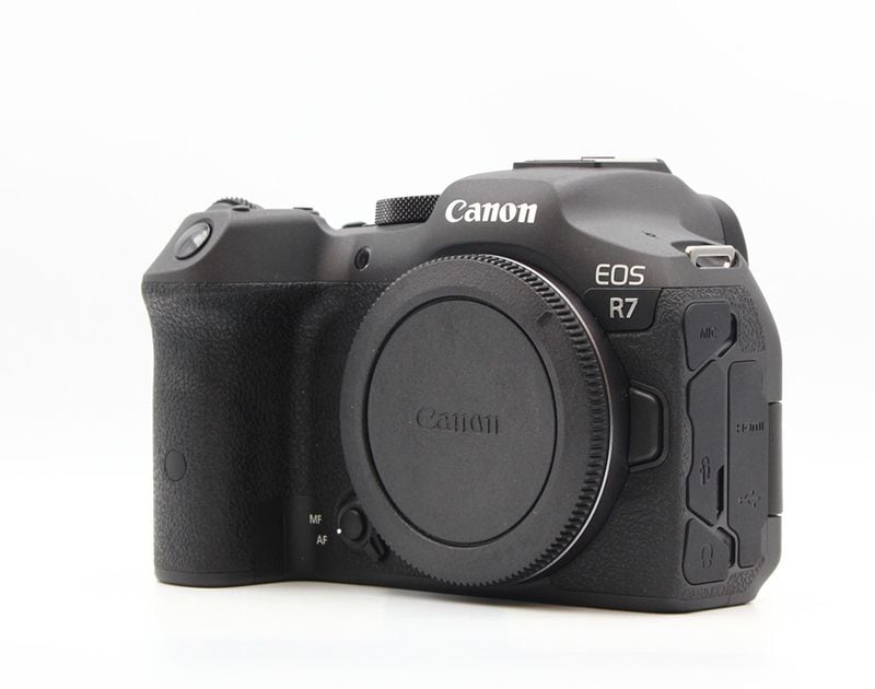 EOS R7 ボディ