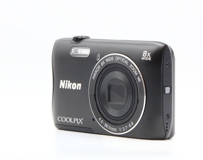 COOLPIX S3700