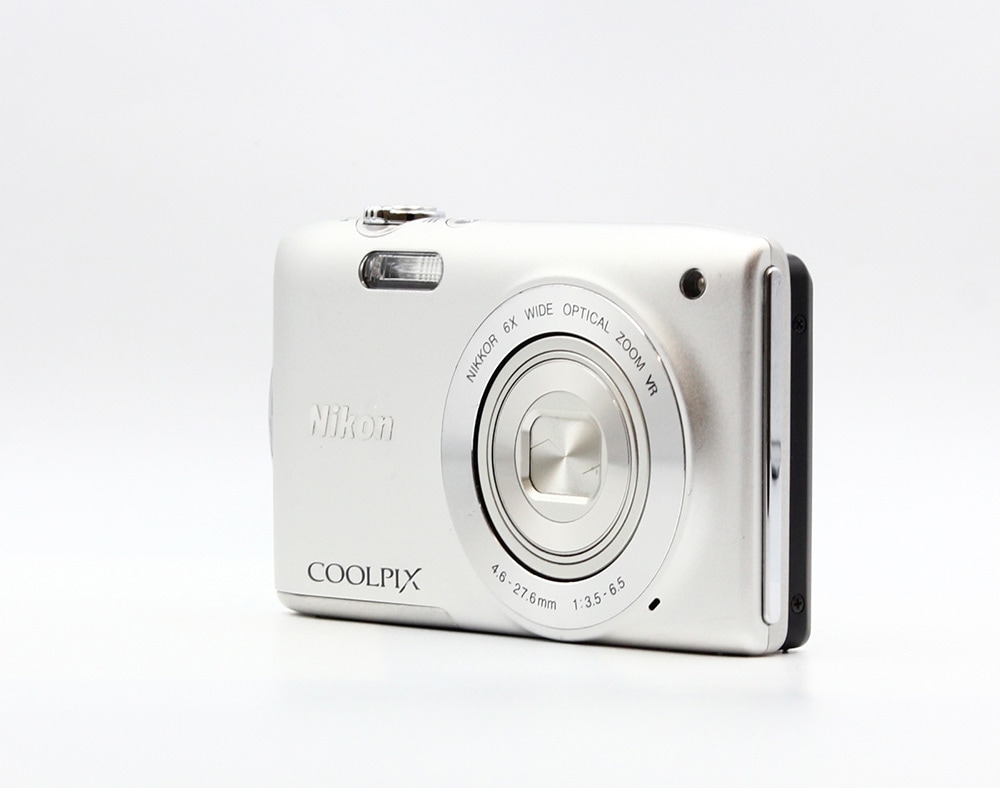 COOLPIX S3300