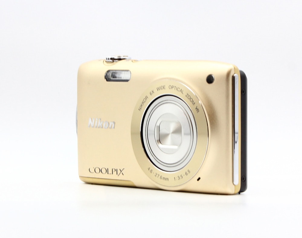 COOLPIX S3300