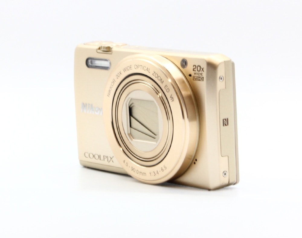 COOLPIX S7000