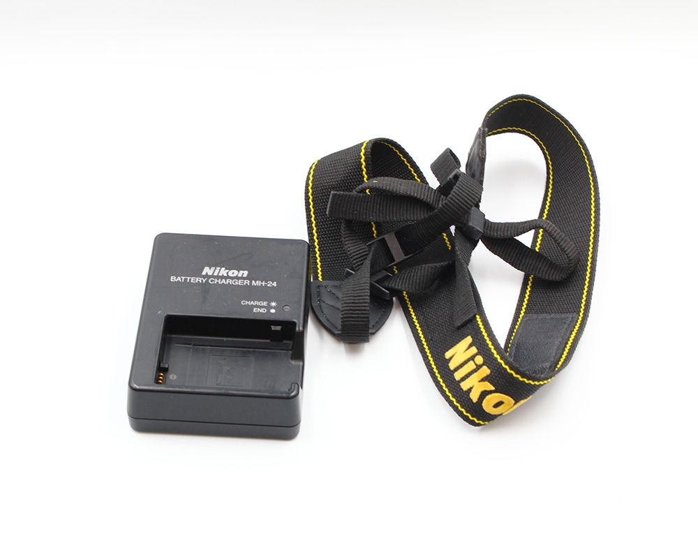 Nikon D3400 ボディ ニコン D3400 ボディ 価格比較 - 価格.com