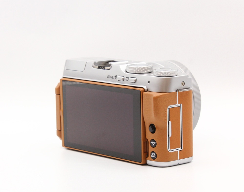 フジフイルム FUJIFILM X-A7 XC 15-45/3.5-5.6 OIS PZ | 中古,マウント