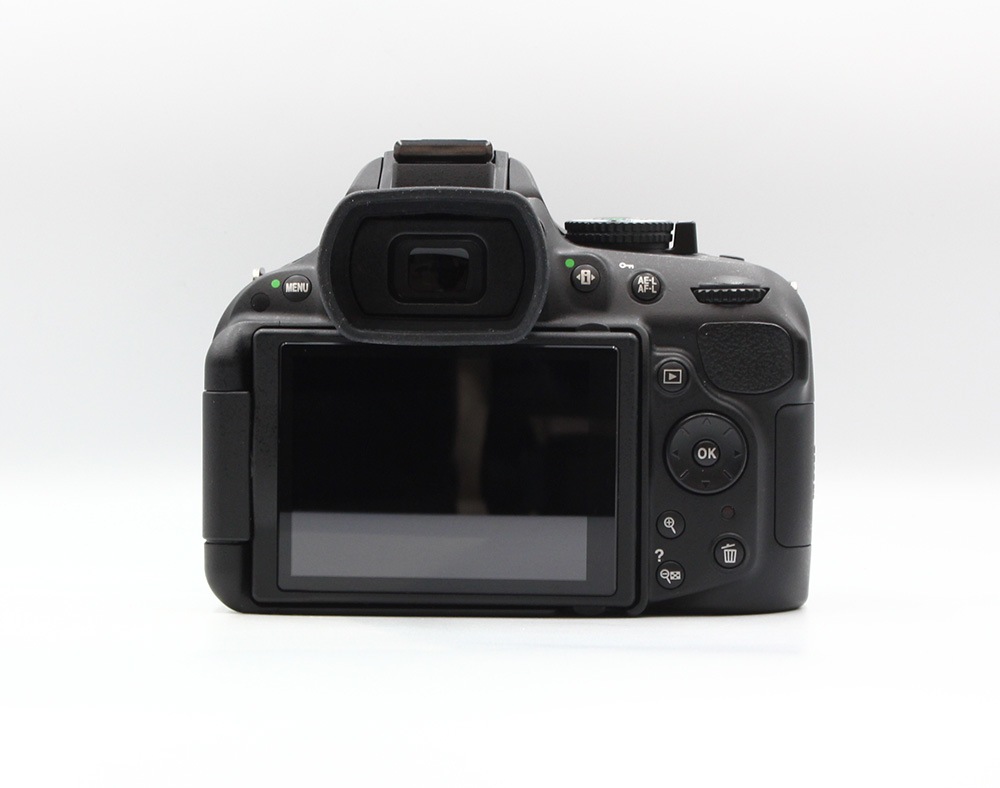 ニコン Nikon D5200 ボディ | 中古,状態,ランク AB | Saeda Direct Shop